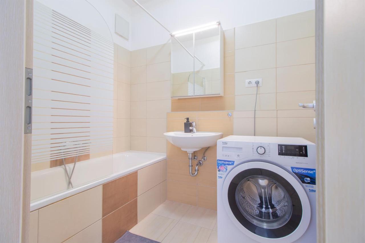 Spring House With Free Private Parking Apartman Budapest Kültér fotó